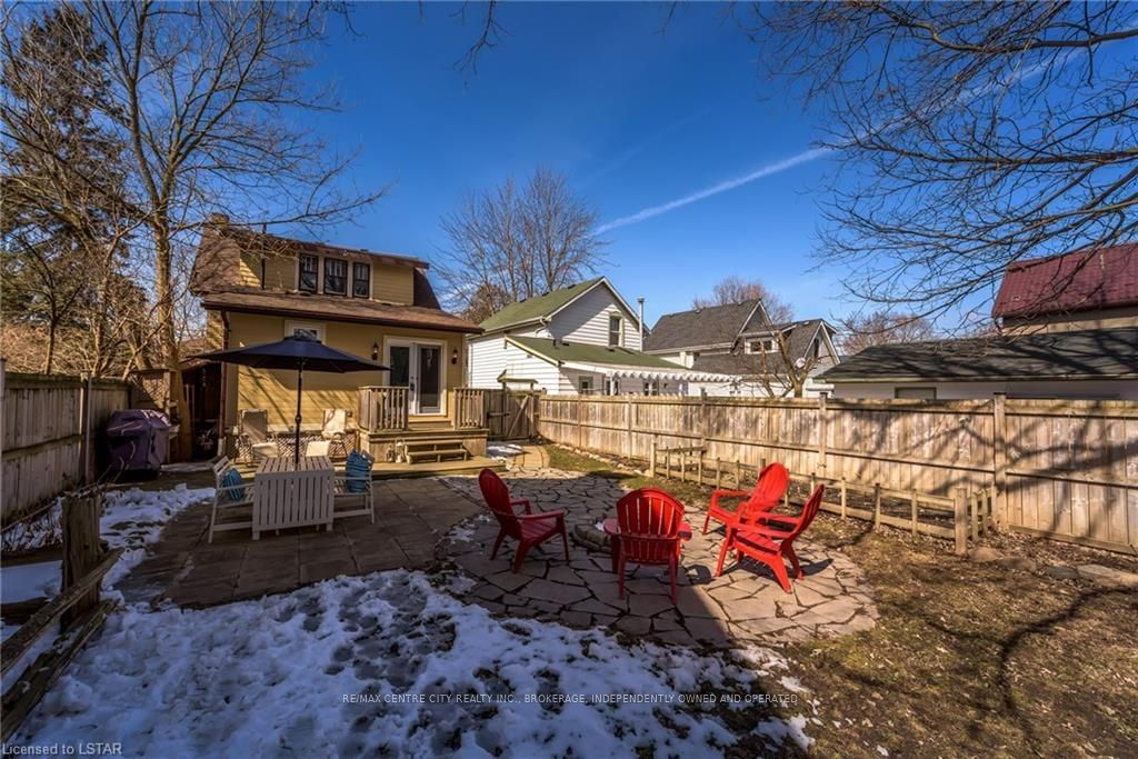 Listing Image 3