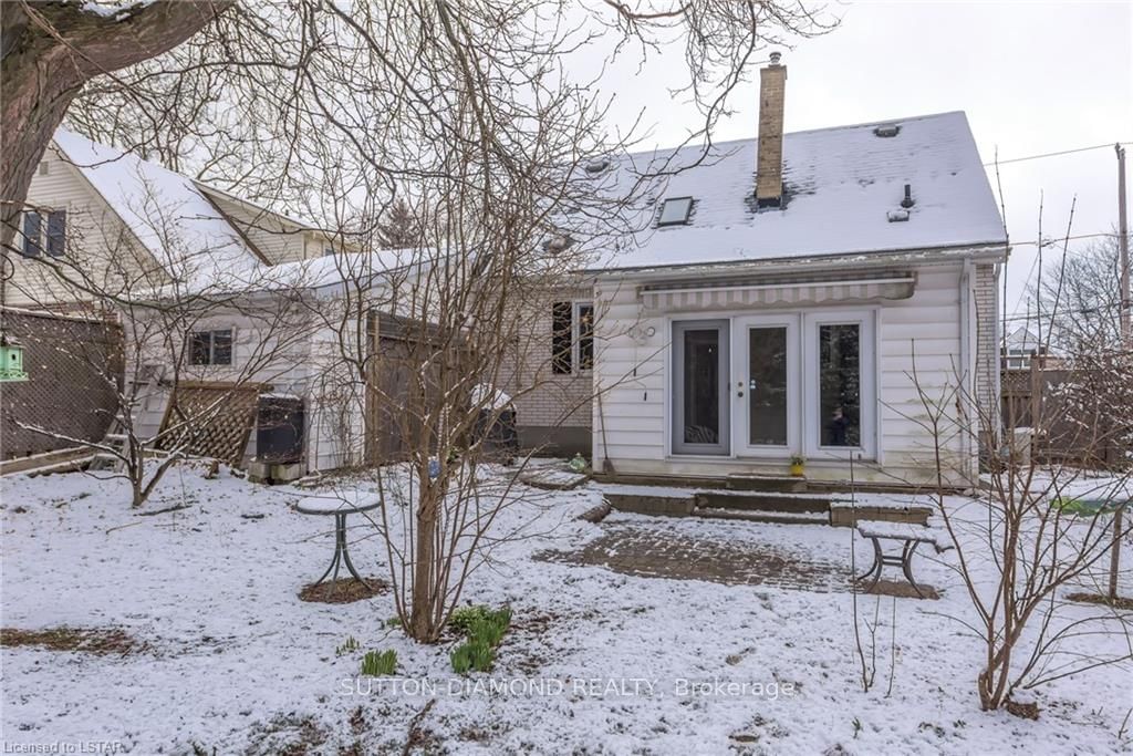 Listing Image 7