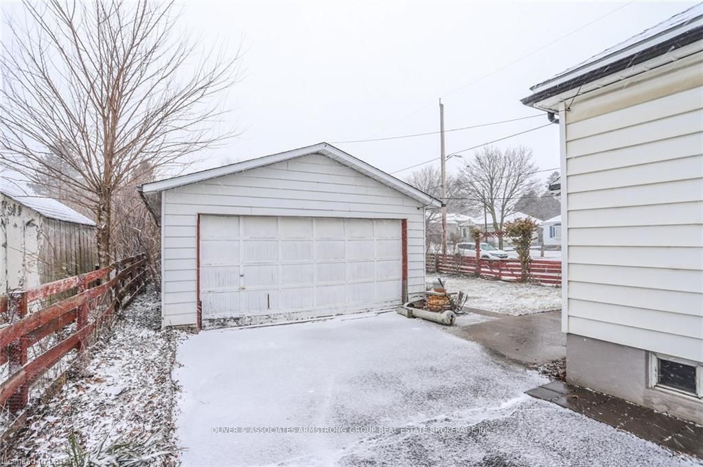 Listing Image 22
