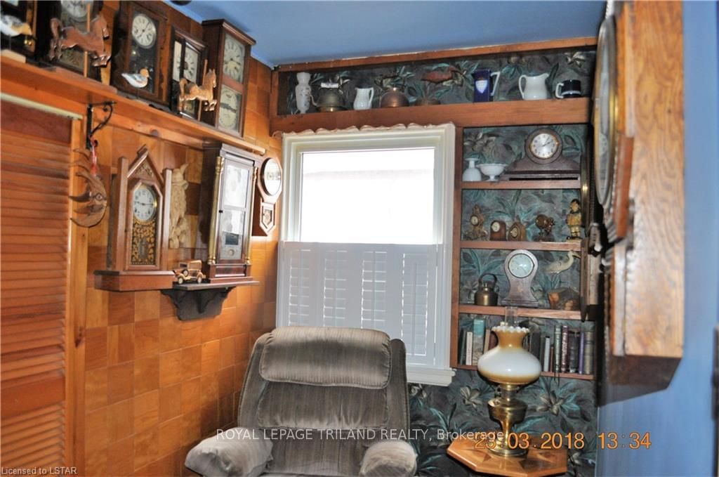 Listing Image 7