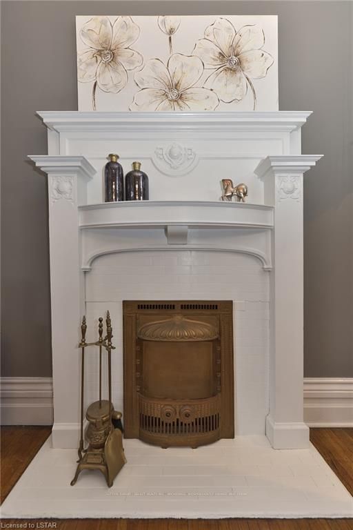 Listing Image 7