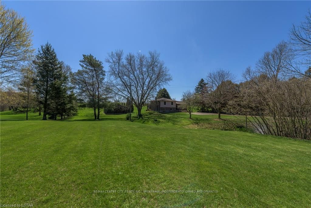Listing Image 17