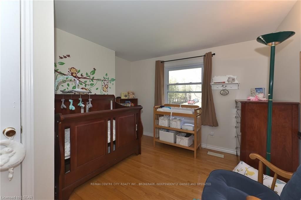 Listing Image 32