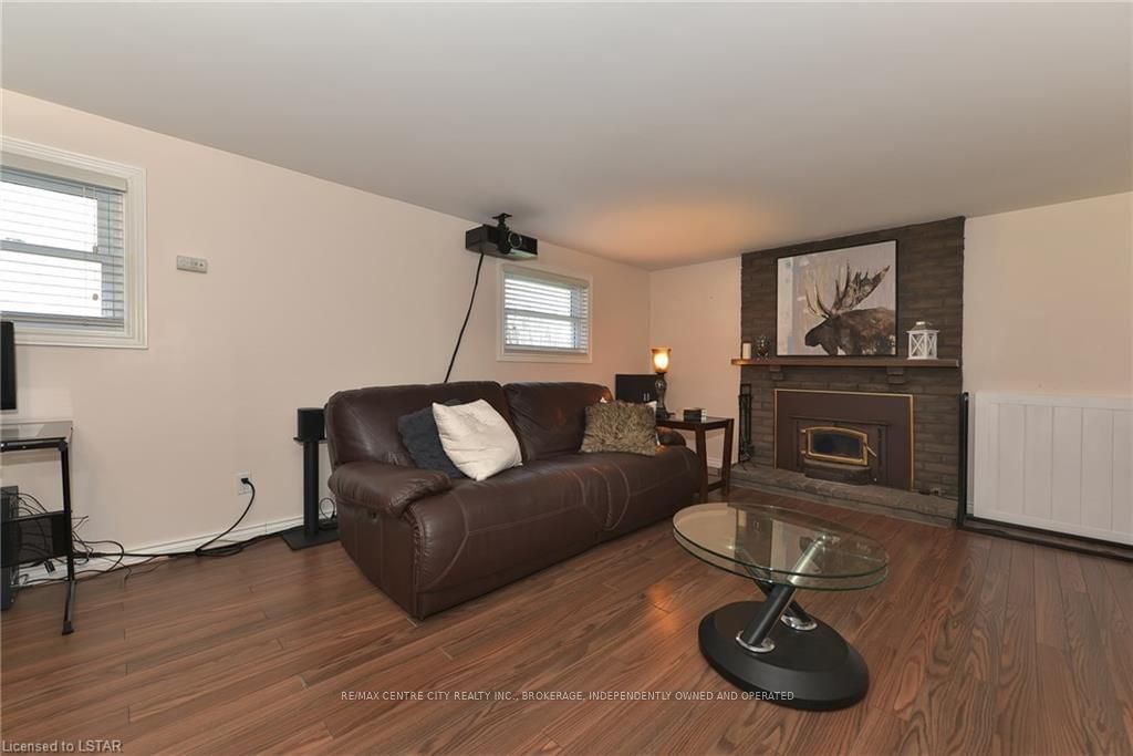 Listing Image 37