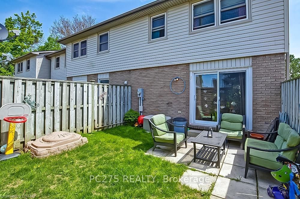Listing Image 17