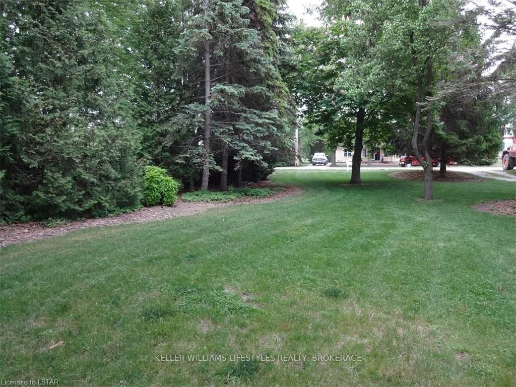 Listing photo 5