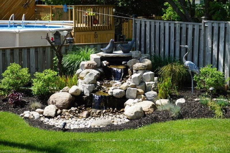 41 Dyer St, St. Thomas, N5R 5K2 | Image 3