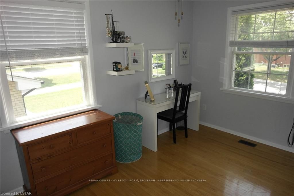 Listing Image 35