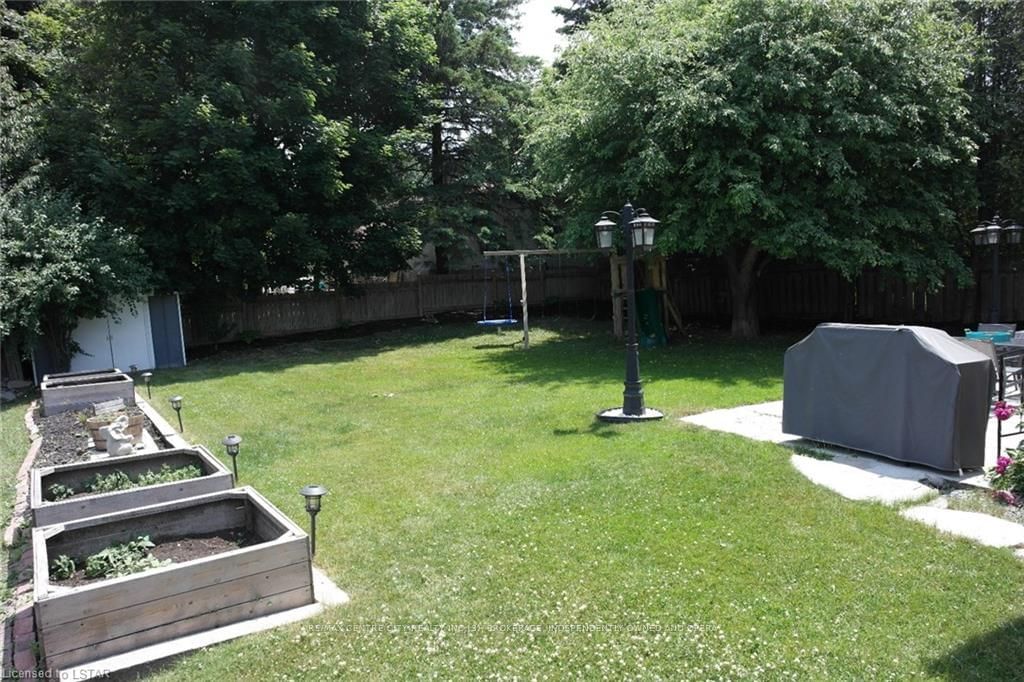 Listing Image 40