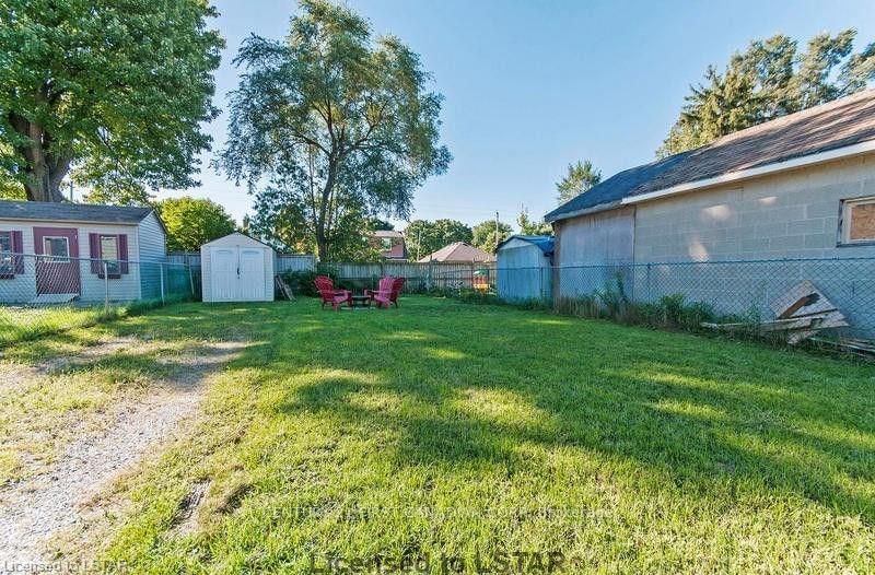 Listing Image 10