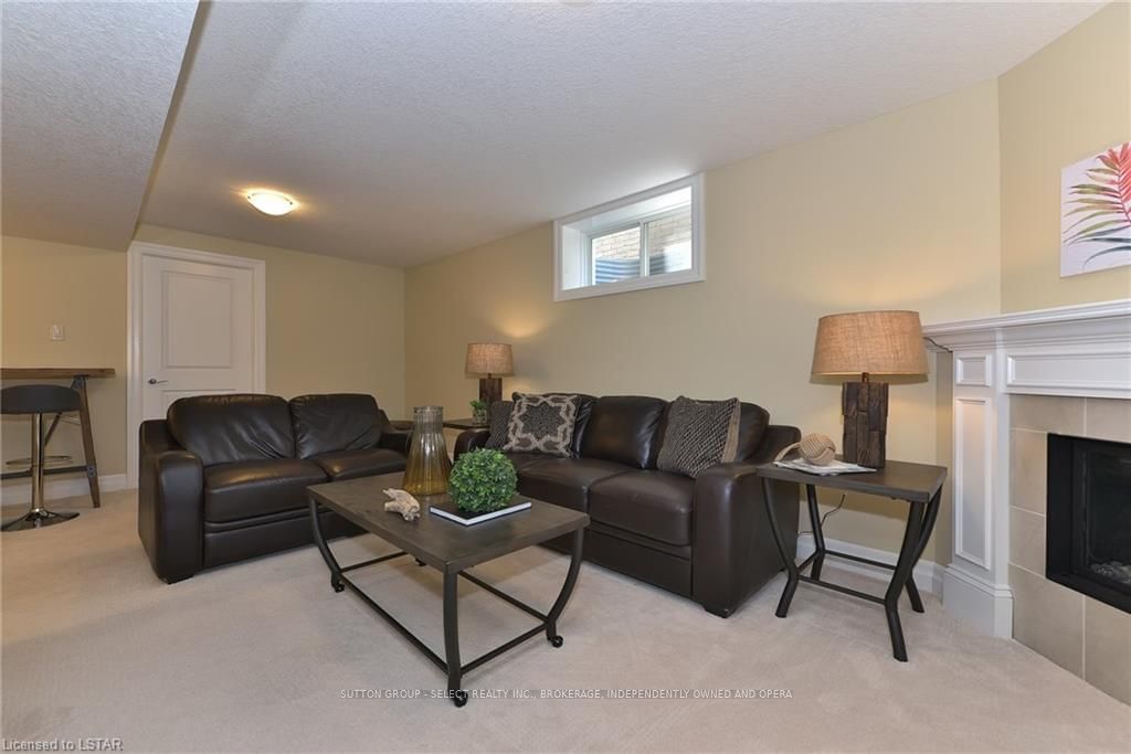 Listing Image 34