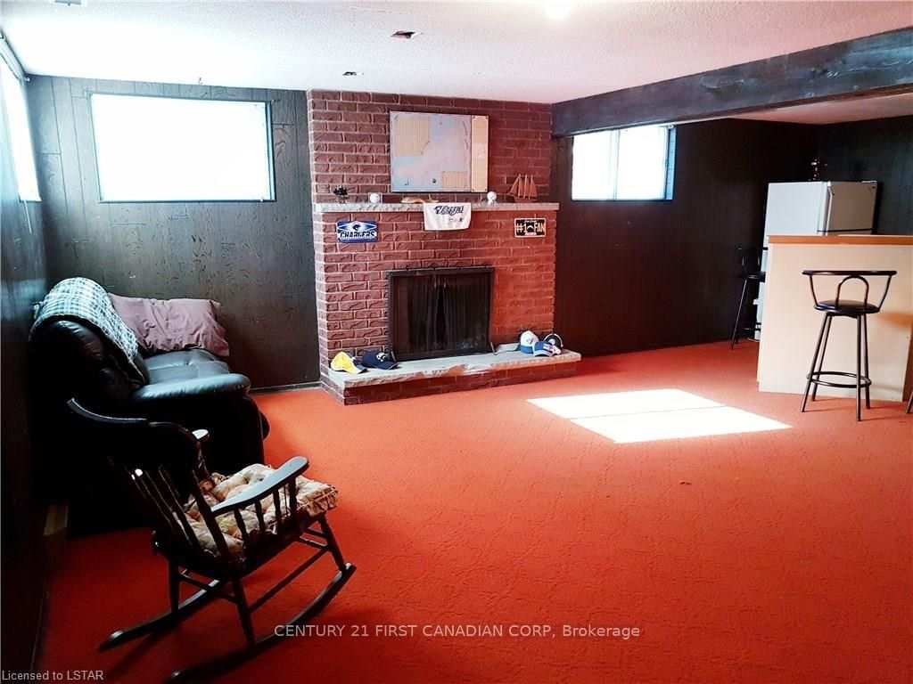 Listing Image 18