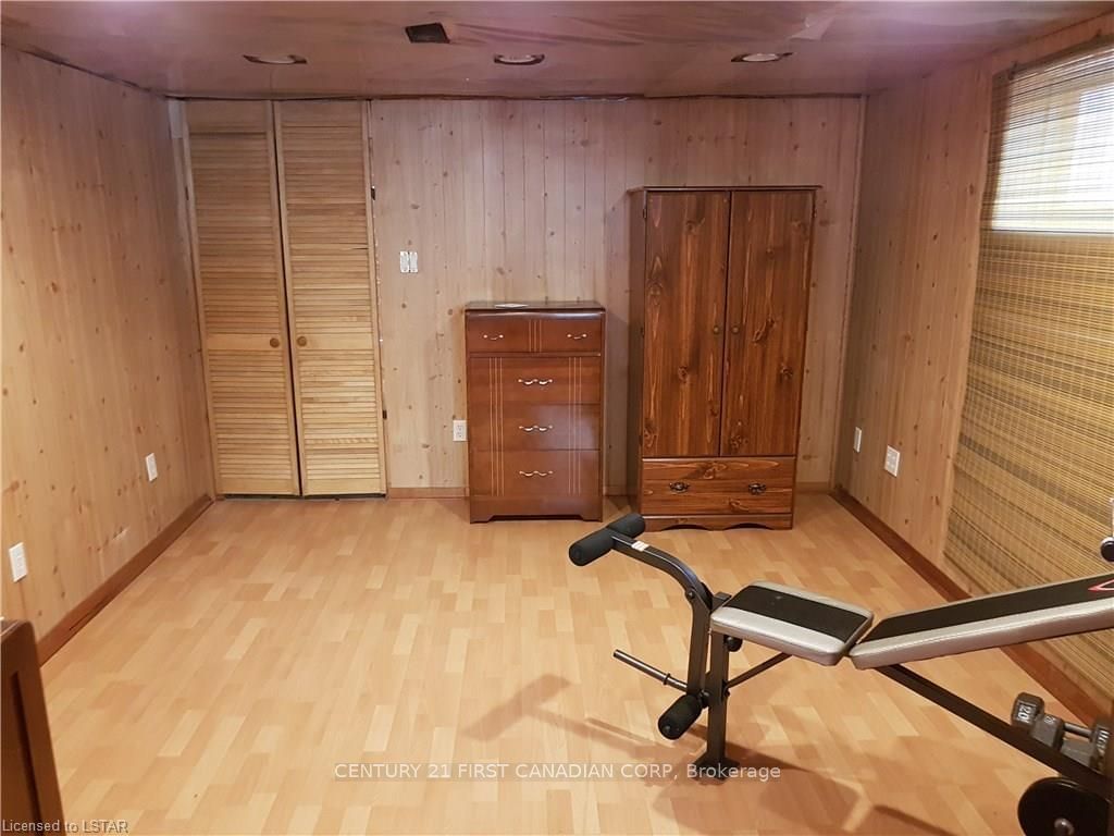 Listing Image 22