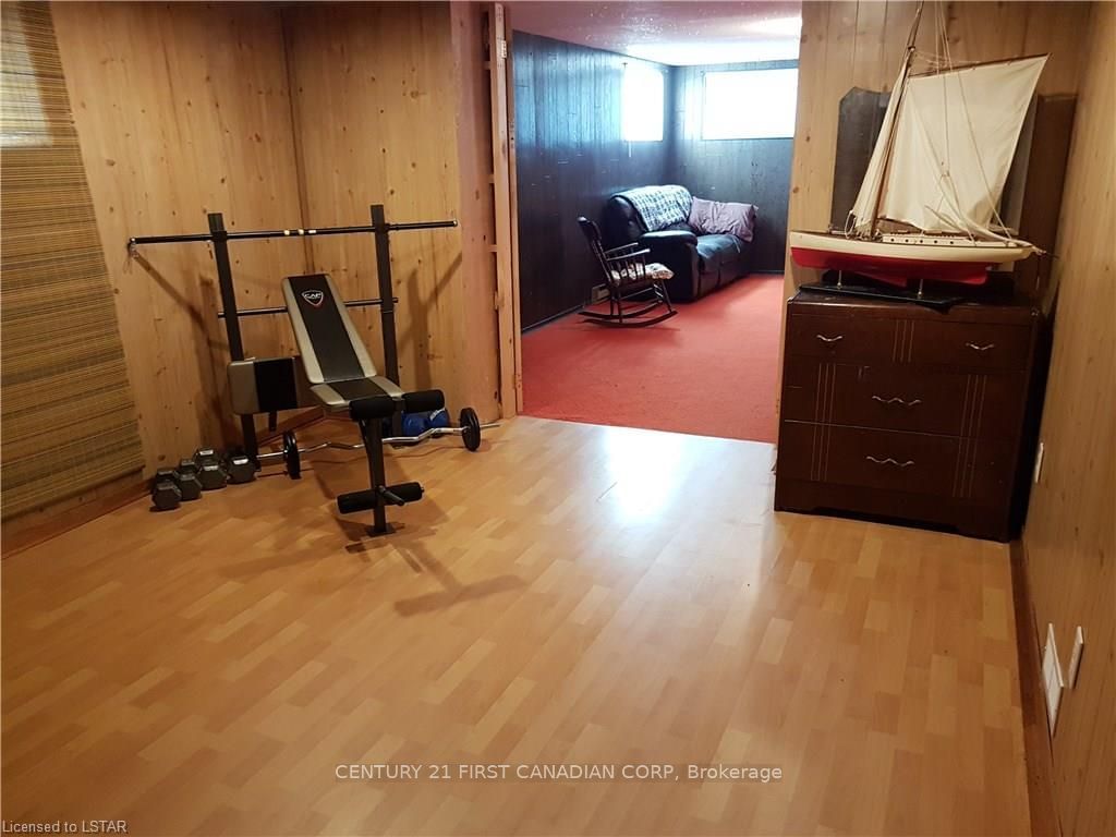 Listing Image 23