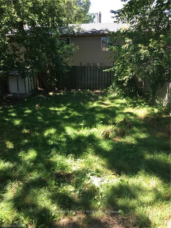 Listing Image 7