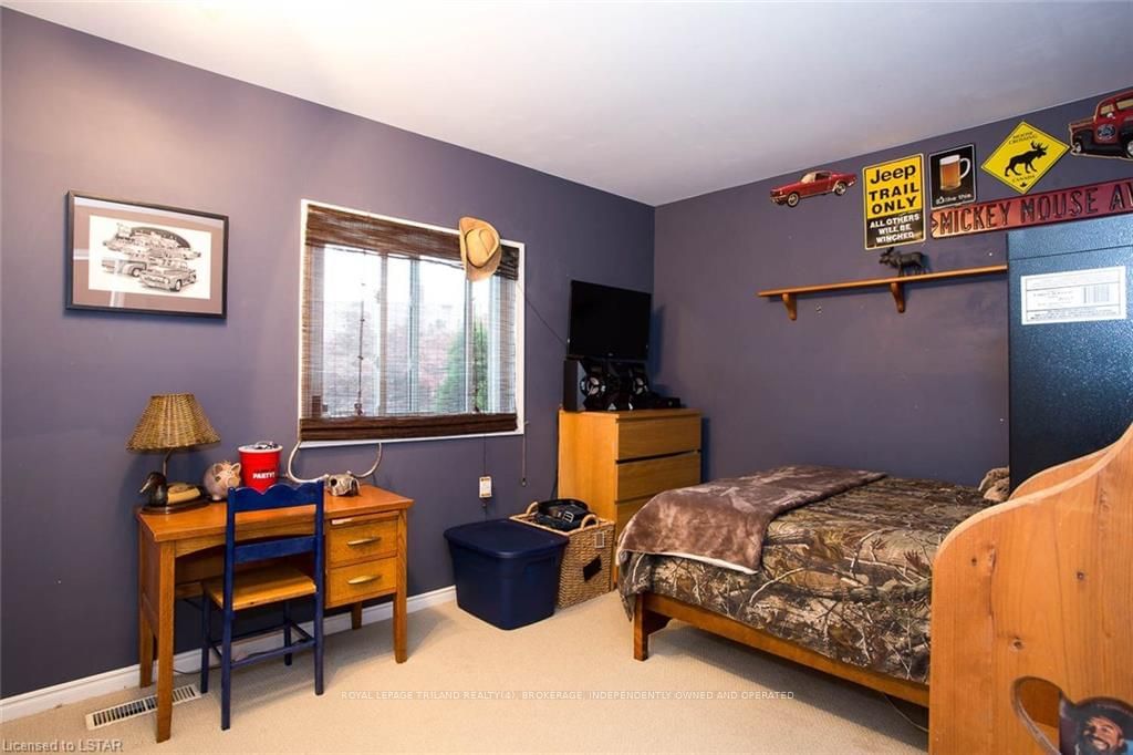 Listing Image 22