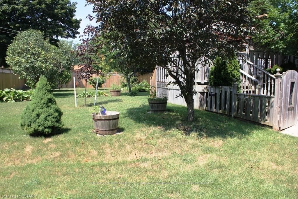 Listing Image 7