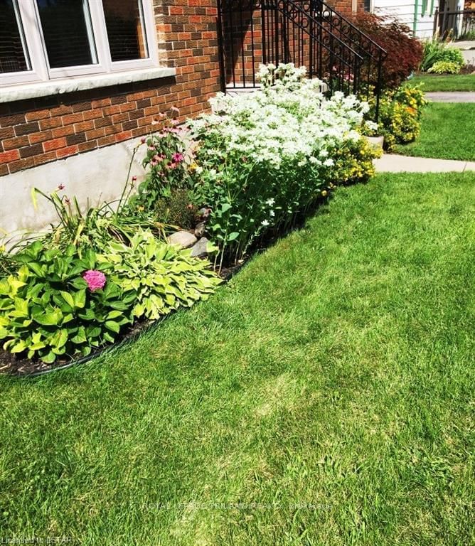 Listing Image 17