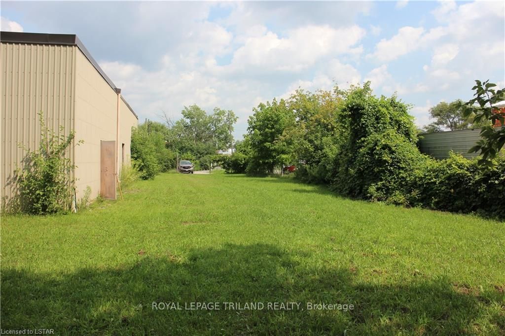 Listing Image 5