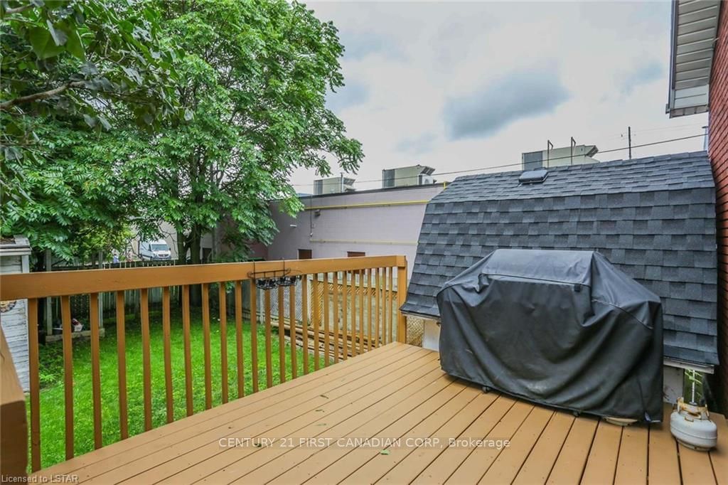 Listing Image 32