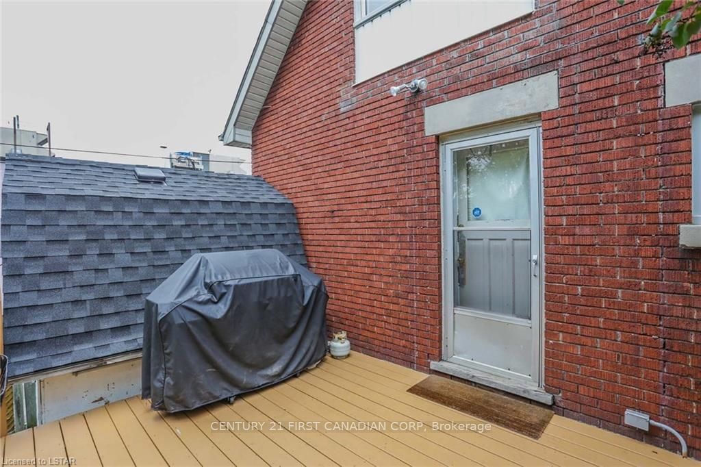 Listing Image 37