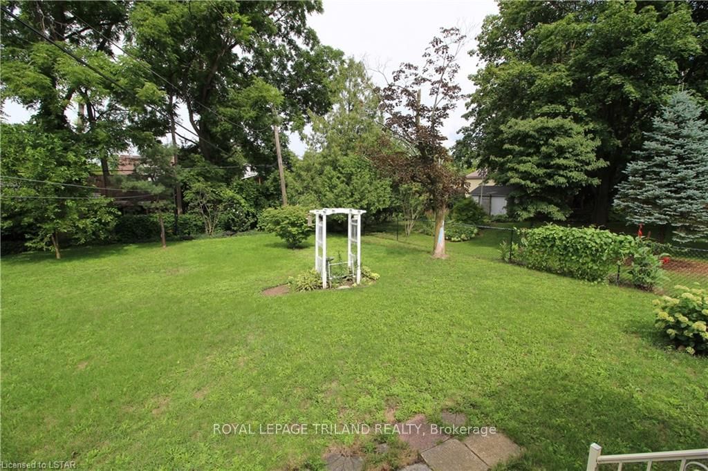 Listing Image 40