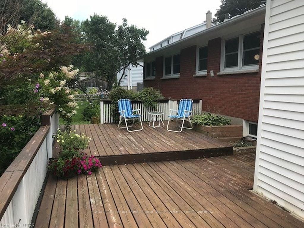 Listing Image 3