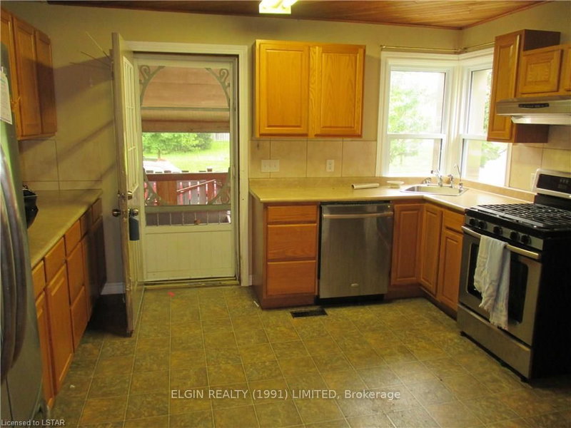 9 Trafalgar St, St. Thomas, N5P 1N8 | Image 2