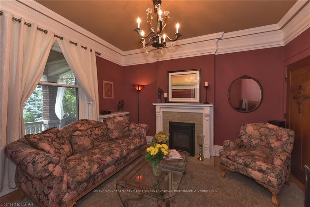 Listing Image 20