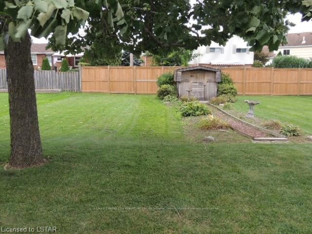 Listing Image 7