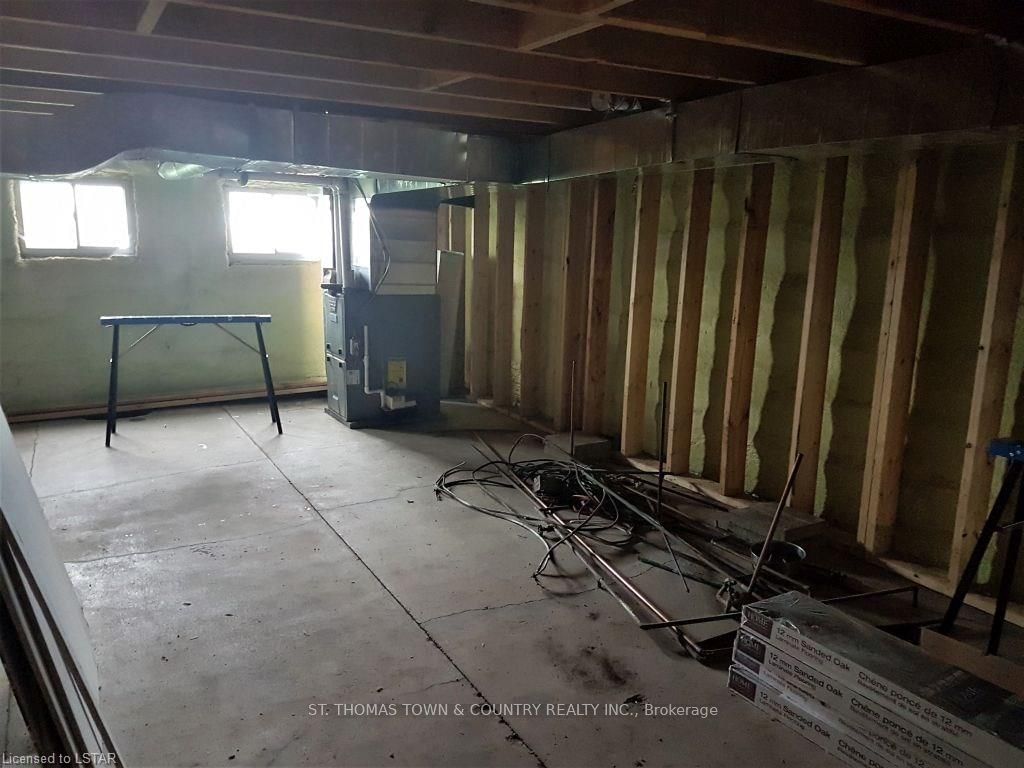 Listing Image 19