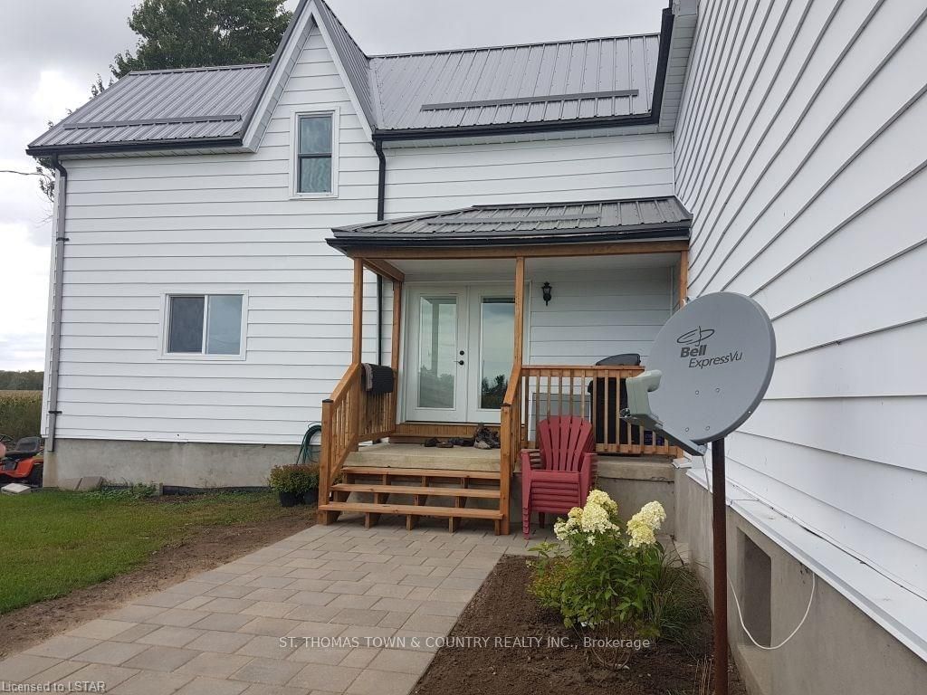 Listing Image 4