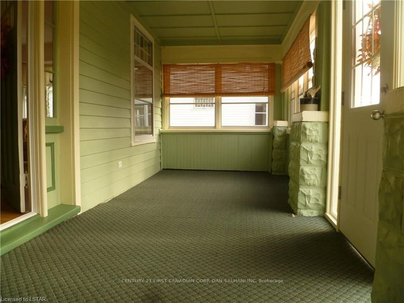 233 Colborne St, Central Elgin, N5L 1B9 | Image 3