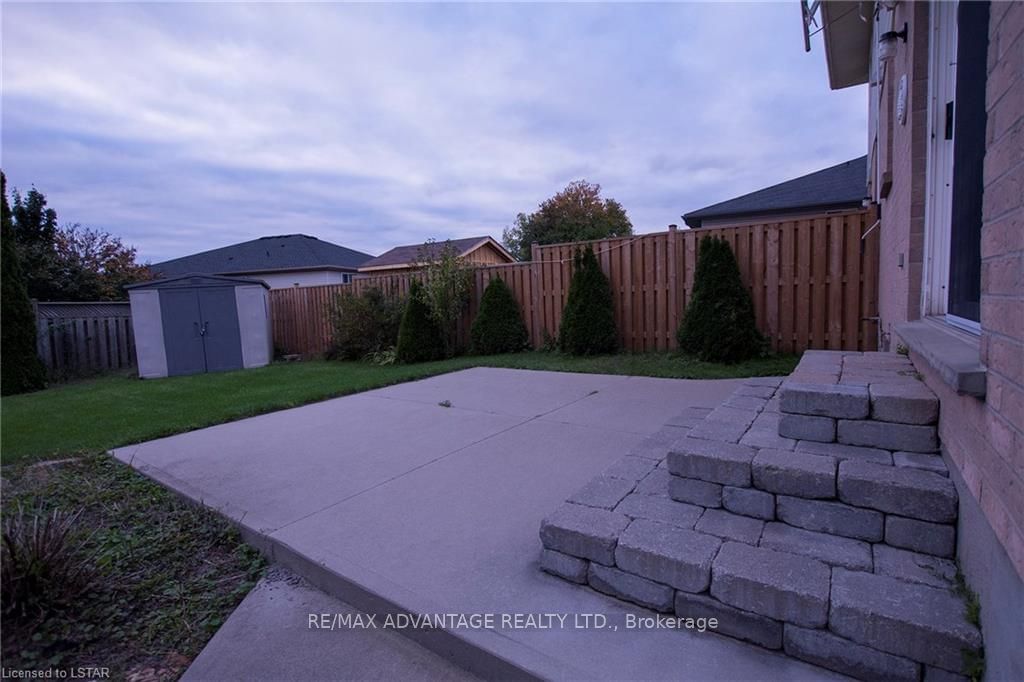 Listing Image 7