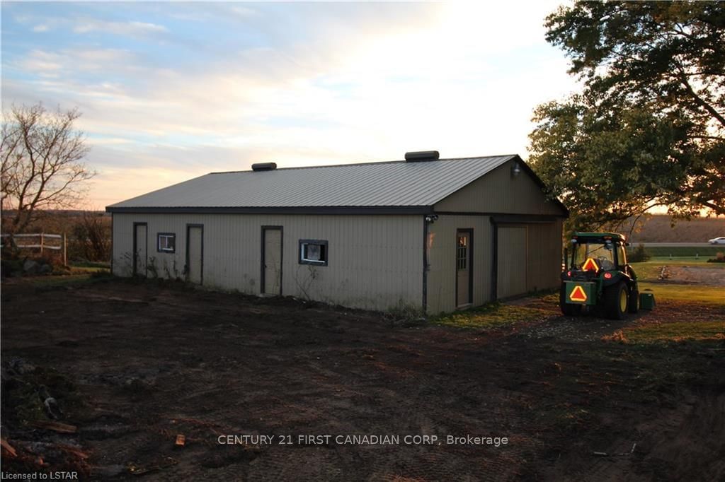 Listing Image 12