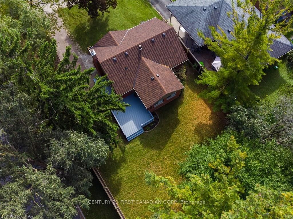 Listing Image 10