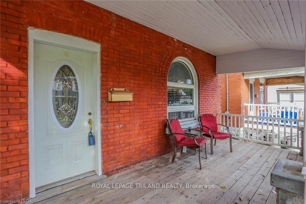 Listing photo 3