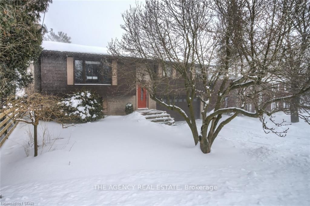 Listing Image 3