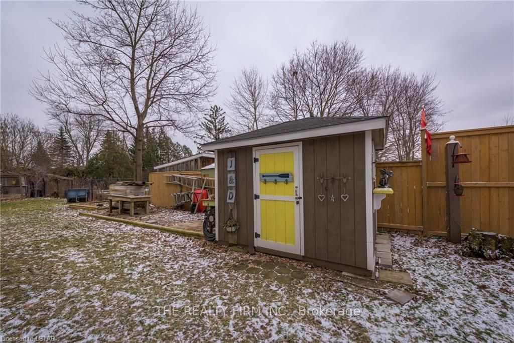 Listing Image 7