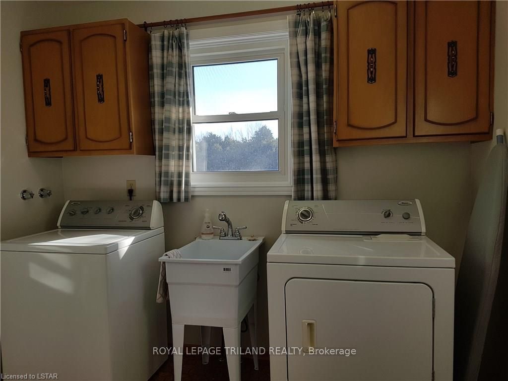 Listing Image 16