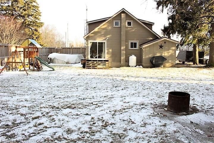 Listing Image 7