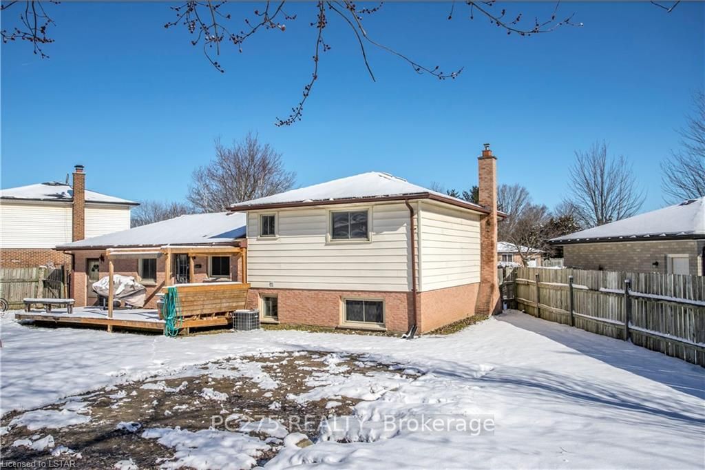 Listing Image 7