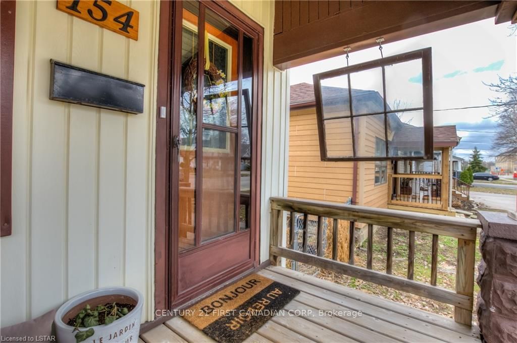 Listing Image 7