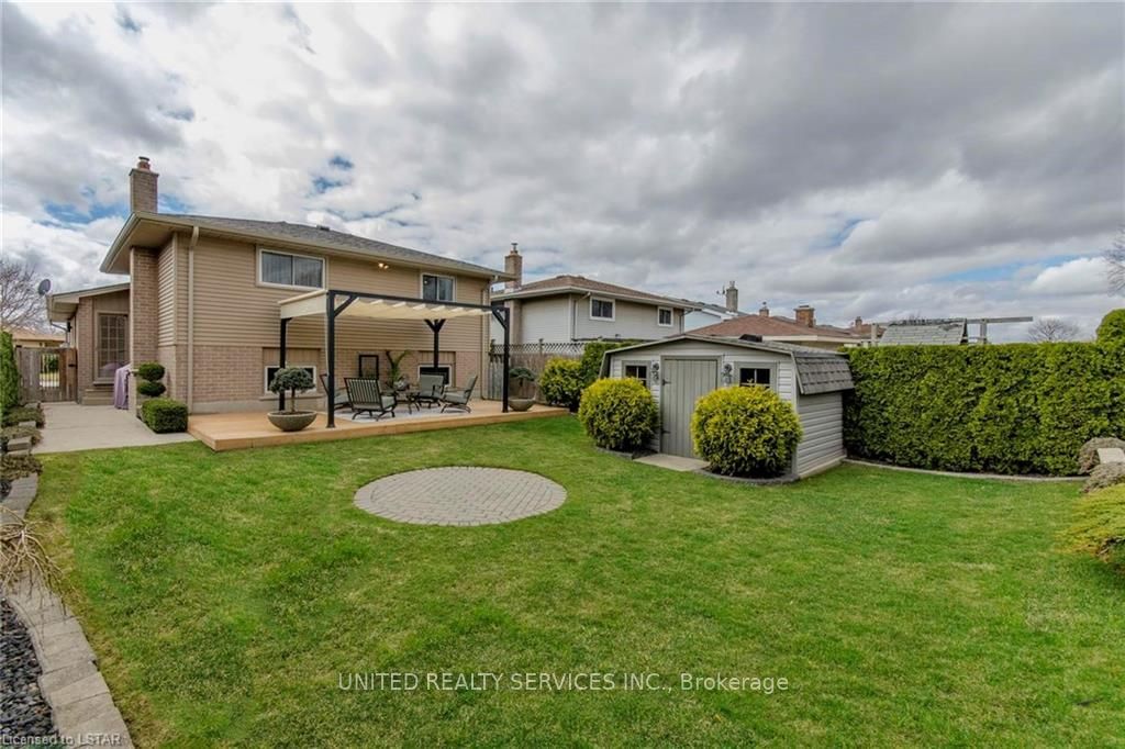 Listing Image 7
