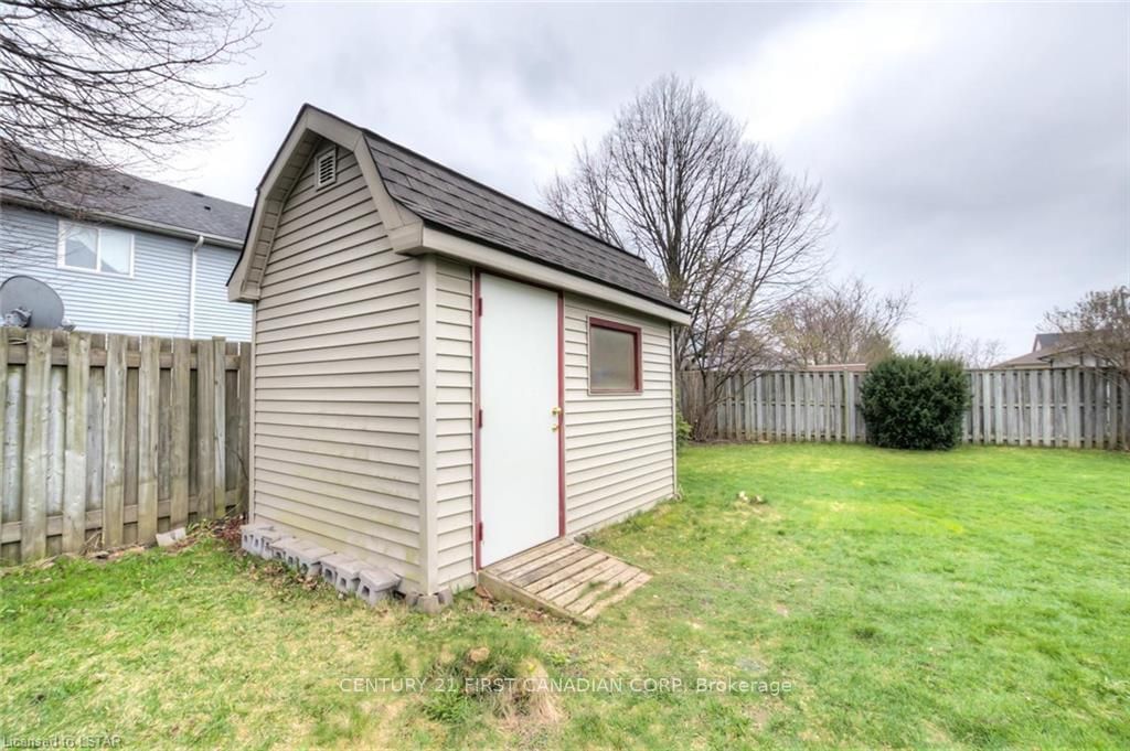 Listing Image 7