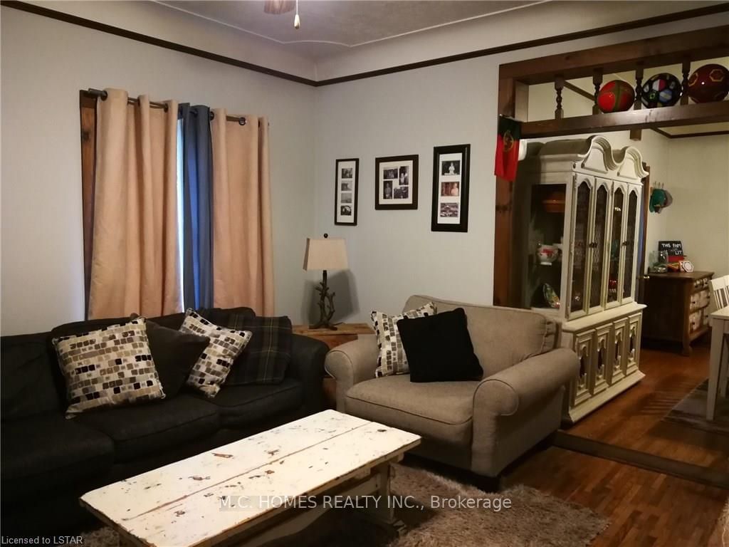 Listing Image 7