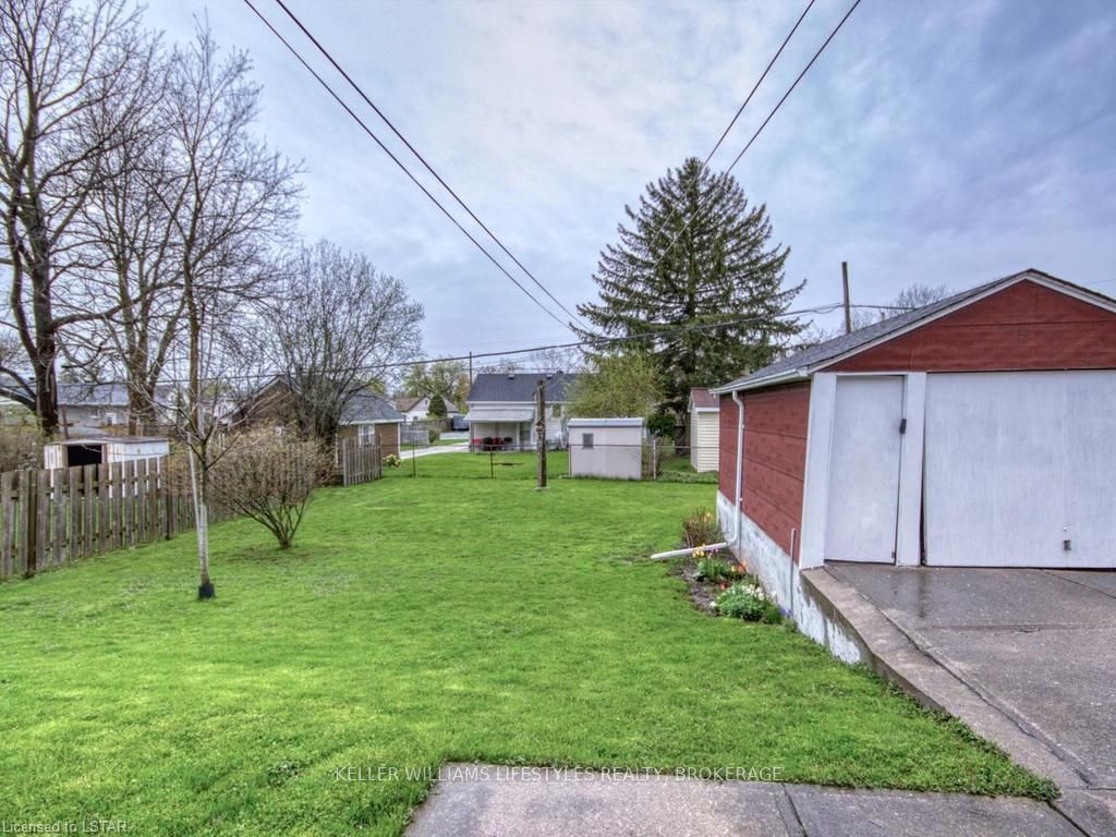 Listing Image 19
