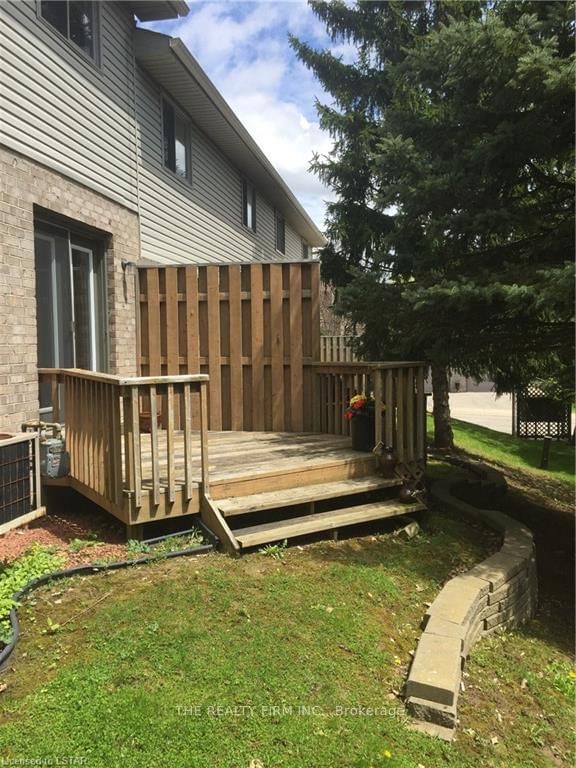 Listing Image 19