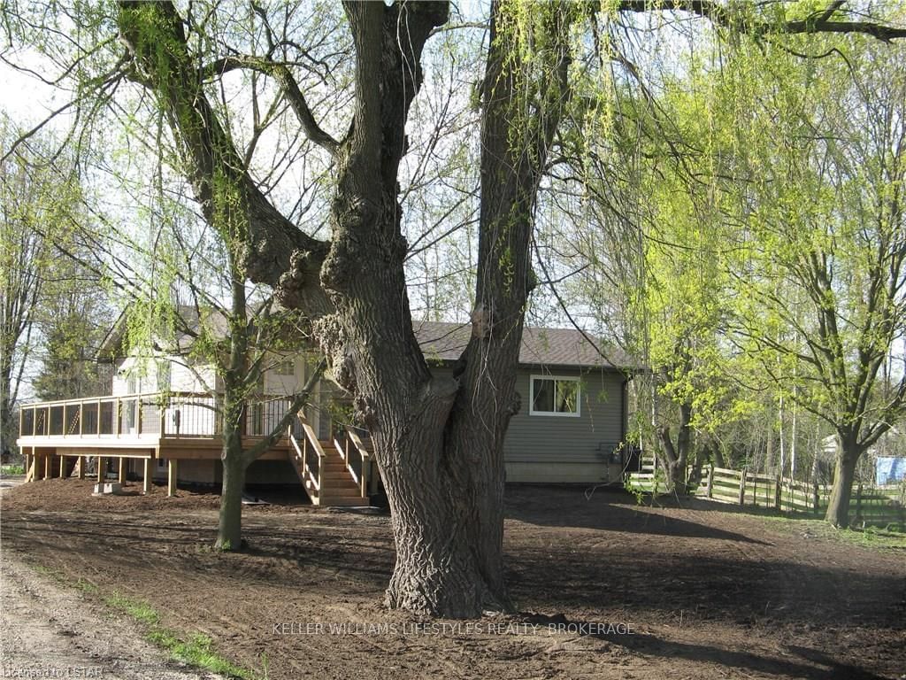 Listing Image 5