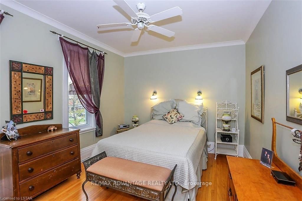 Listing Image 20